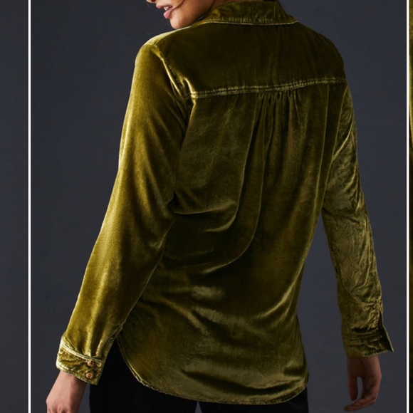 🧳 Pilcro Relaxed Velvet Buttondown - Picture 4 of 9